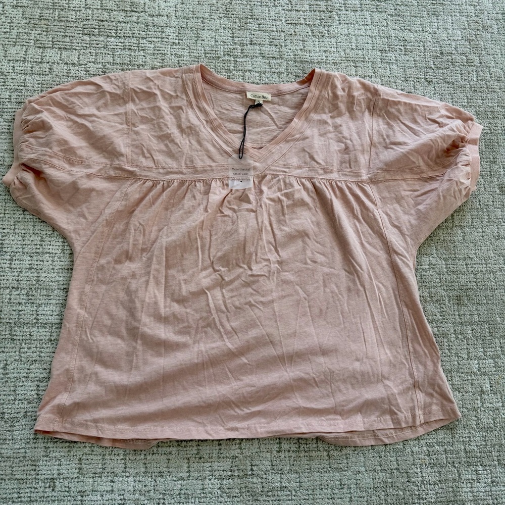 Women's Light Pink V-Neck Tunic Top - Relaxed Fit